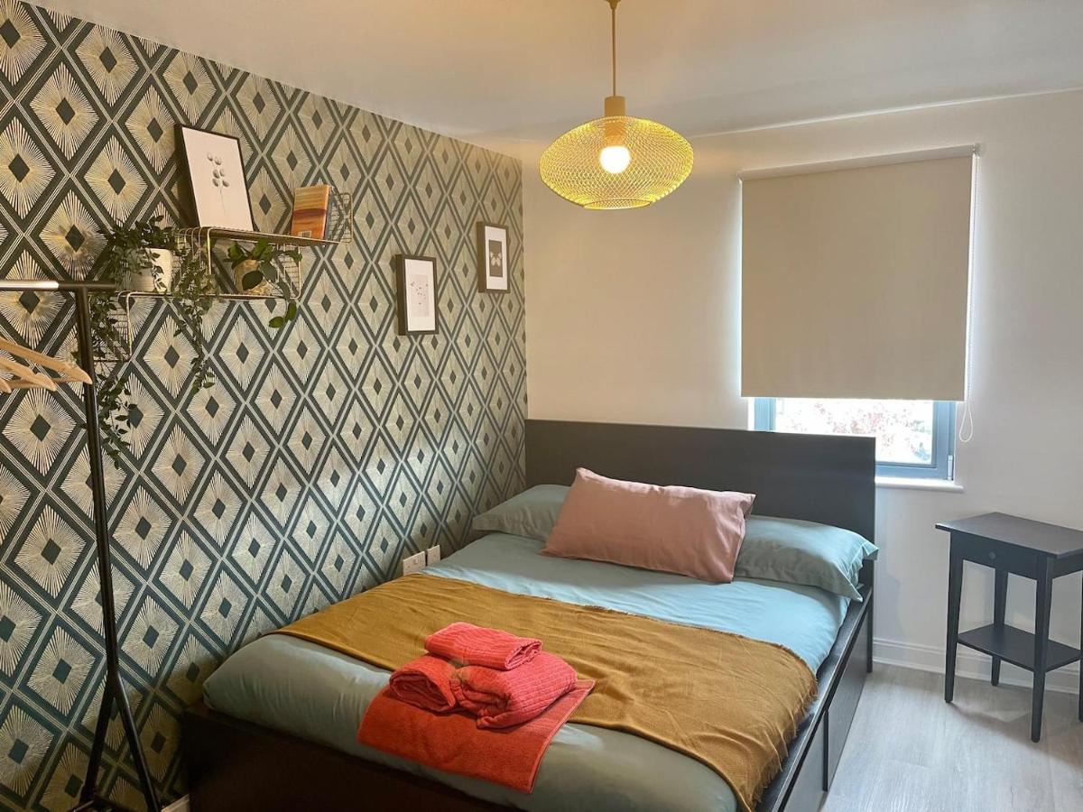 Family Friendly Maritime Apartment Swansea Exteriör bild