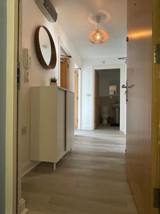 Family Friendly Maritime Apartment Swansea Exteriör bild