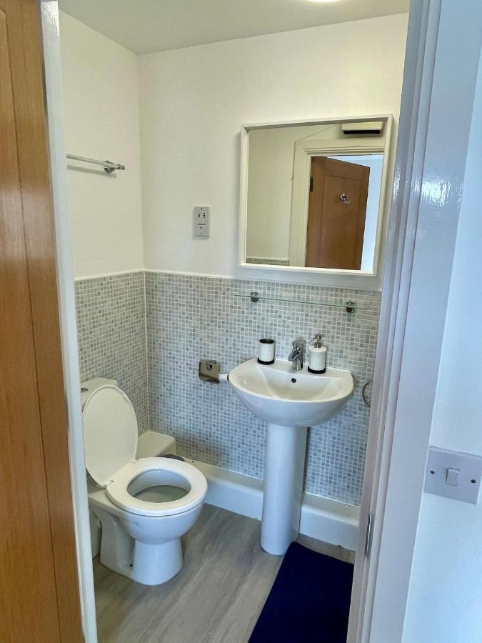 Family Friendly Maritime Apartment Swansea Exteriör bild